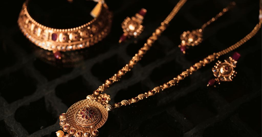 Wedding day jewelry